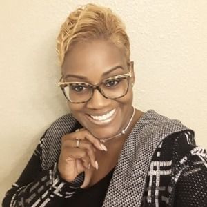 Meet your Posher, Dione